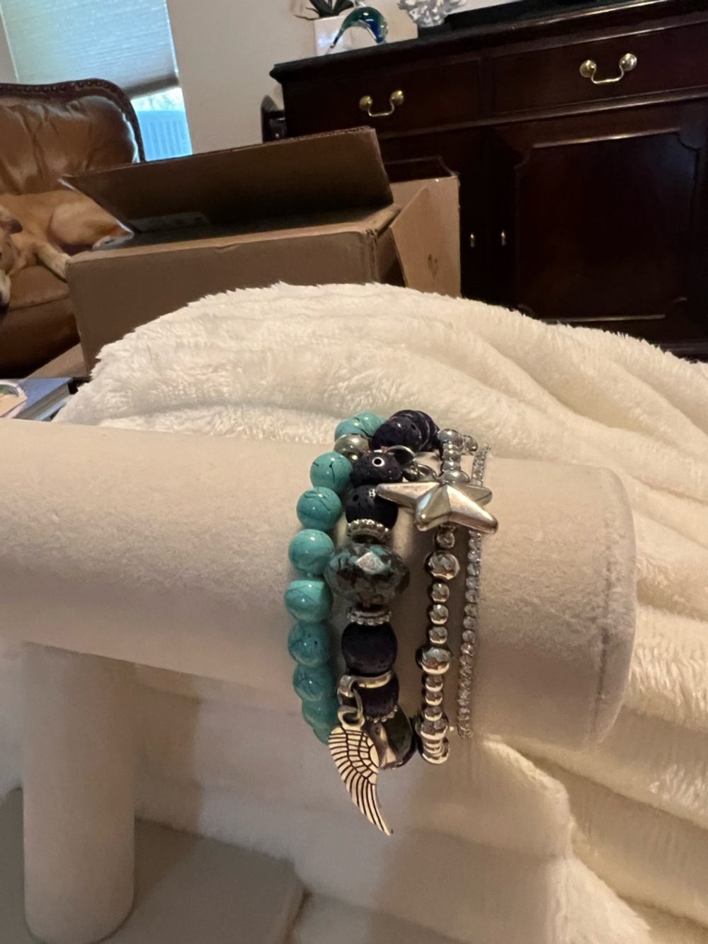 Stackable Turquoise & Navy Beaded 4 Piece Bracelet Set with Silver Star Accent - Picture 5 of 6